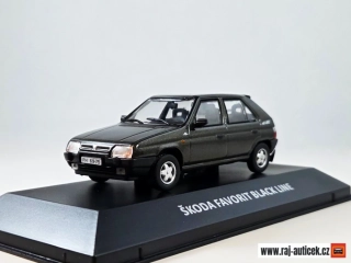 Škoda Favorit Black Line 1:43 DeAgostini časopis s modelem